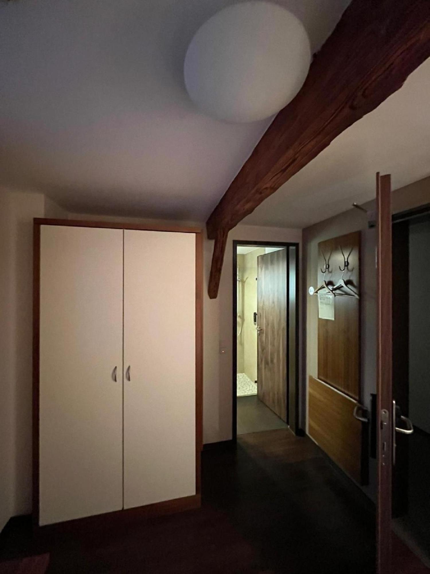 Gasthaus Lindenhof Hotel Much Buitenkant foto